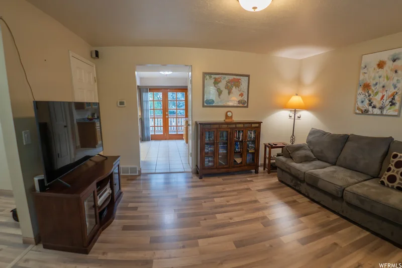 2103 E Kramer Dr, Sandy, UT 84092, Sandy, Utah, United States. - Photo 15