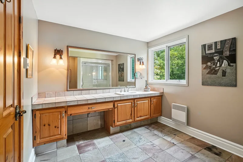 685 689 Route 132, Sainte-Barbe, Quebec, Canada. - Photo 5