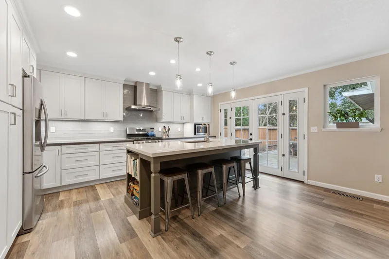 19440 Riverside Drive , Sonoma, CA 95476, Sonoma, California, United States. - Photo 10