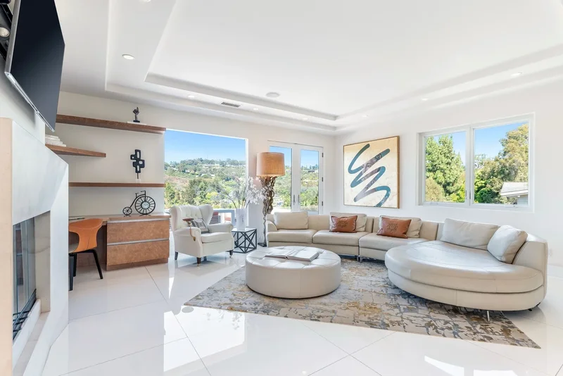 6617 Muirlands Dr, CA, San Diego, California, United States. - Photo 19