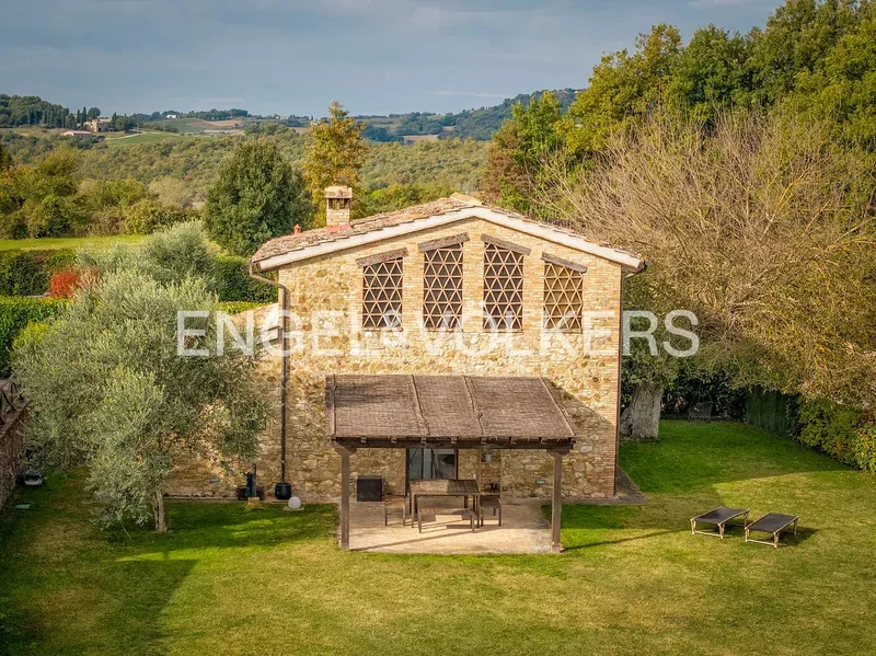 A Contemporary Take on Tuscan Tradition