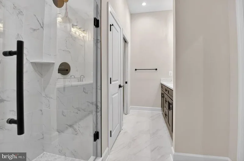 11600 BLUE RIDGE LN LANE, GREAT FALLS, VA 22066, Great Falls, Virginia, United States. - Photo 50