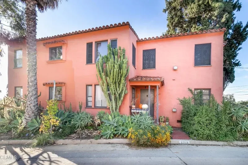 2309 Vista Gordo Drive, Los Angeles, California, United States. - Photo 16