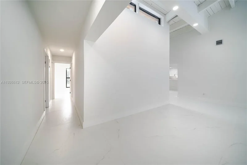 18101 NW 19th Ave, Miami Gardens, Florida, United States. - Photo 18