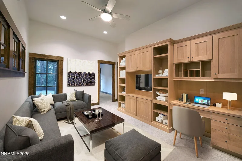 16555 Evergreen Hills Drive, Reno, NV 89511, Reno, Nevada, United States. - Photo 27