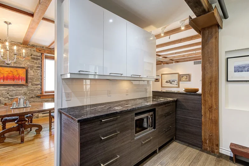 291 Rue de la Commune O. 23, Montréal, Quebec, Canada. - Photo 8