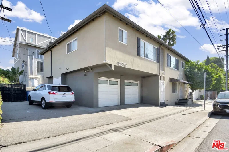 14857 Hartsook Street, Los Angeles, California, United States. - Photo 13