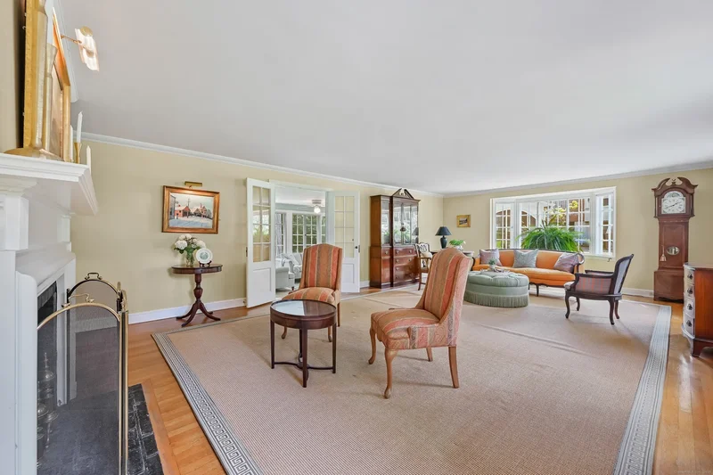 90 White Oak Road, Fairfield, CT, 06825, USA, Fairfield, Connecticut, United States. - Photo 3