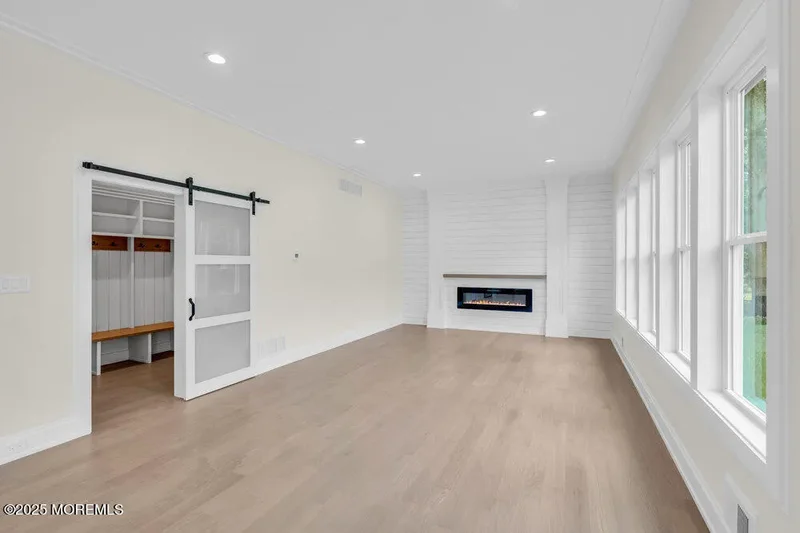 1730 Old Freehold Road, Toms River, New Jersey, United States. - Photo 21