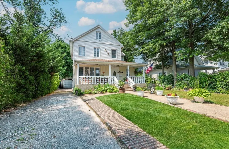 17 Hicks Lane, Kings Point, New York, United States. - Photo 22