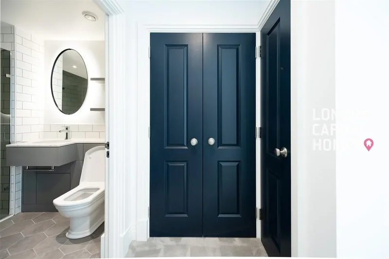 Chapman House, Filmworks Walk, London, England, United Kingdom. - Photo 14