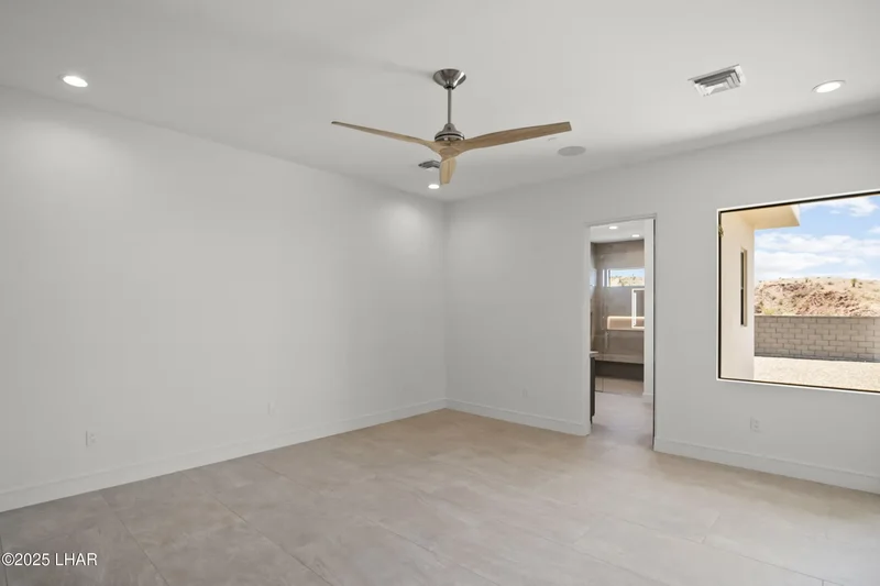 6273 Avienda De Los Colinas, Lake Havasu City, AZ 86406, Lake Havasu City, Arizona, United States. - Photo 61