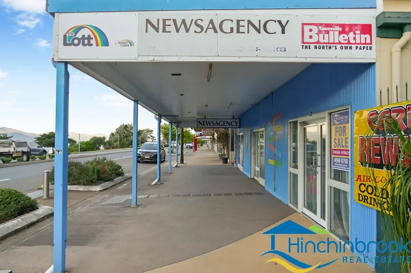 Cardwell, Victoria Street, Australia. - Photo 24