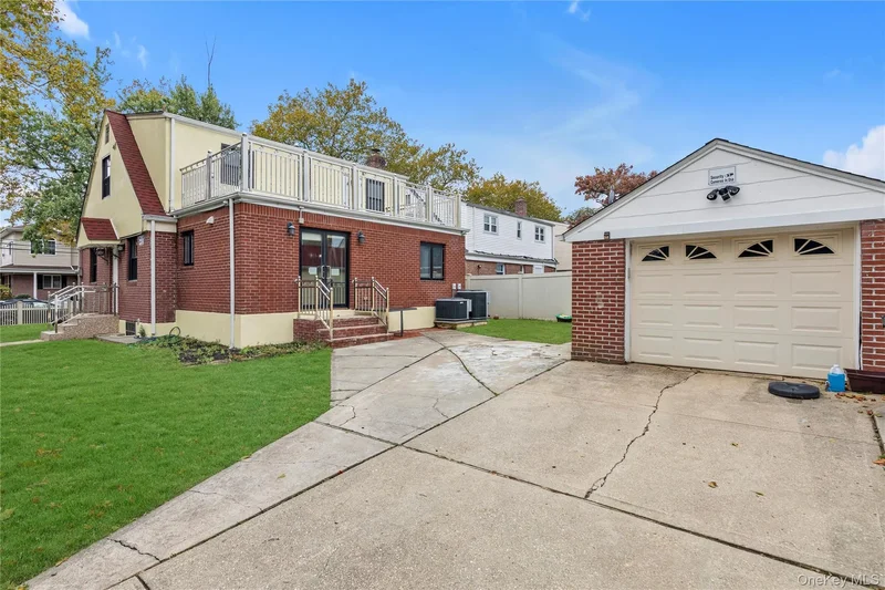 7653 268th Street, Glen Oaks, NY 11040, New York, New York, United States. - Photo 13