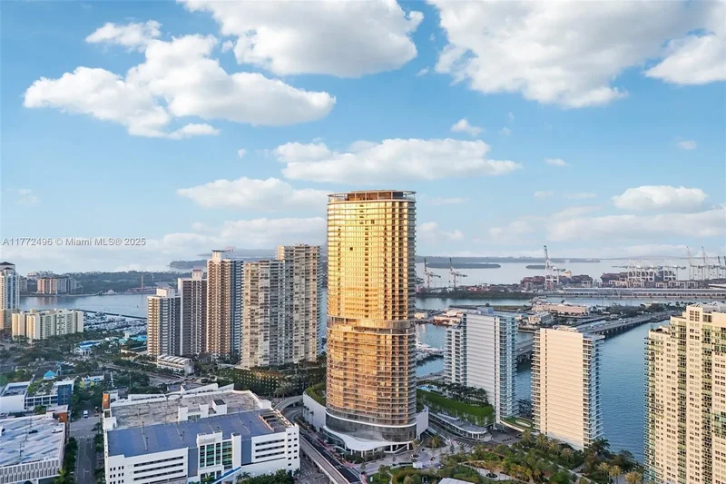 501 West Ave 4201/05, Miami Beach, Florida, United States. - Photo 58