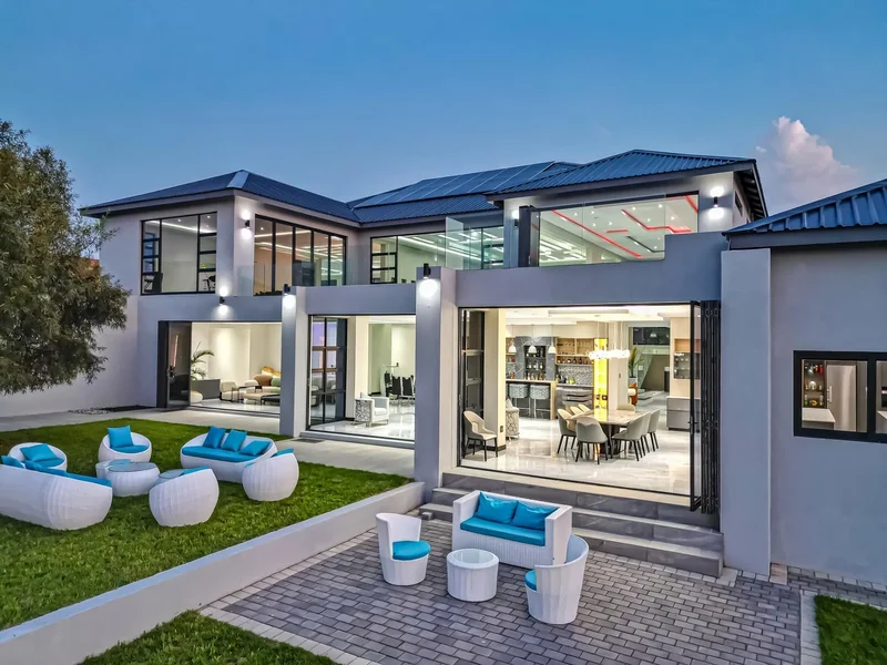 South Africa Midrand Blue Hills Equestrian Estate, Midrand, Gauteng, South Africa. - Photo 8