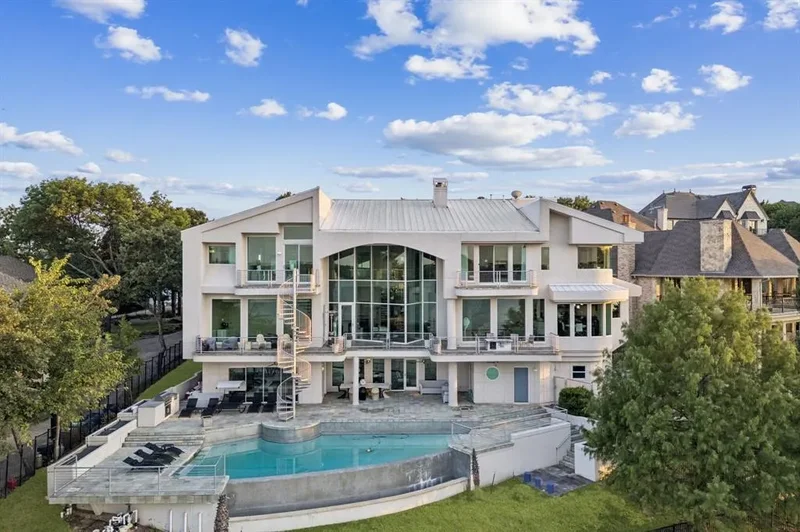 817 N Shore Drive, Lewisville, Texas, United States. - Photo 15
