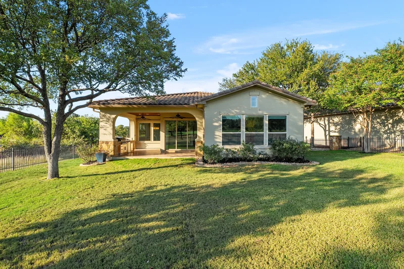 114 East Cimarron Hills Trail , Georgetown, TX 78628, Georgetown, Texas, United States. - Photo 33