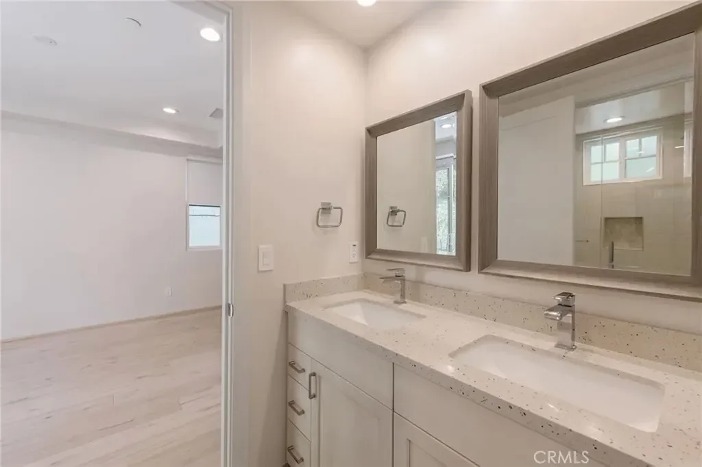 223 S Irena Avenue B, Torrance, California, United States. - Photo 26