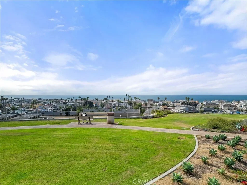 200 Paris Lane 111, Newport Beach, California, United States. - Photo 13