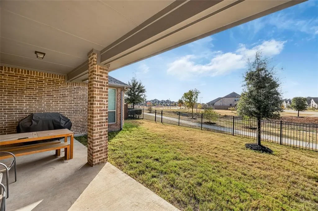 704 Corner Post Path, Prosper, Texas, United States. - Photo 34