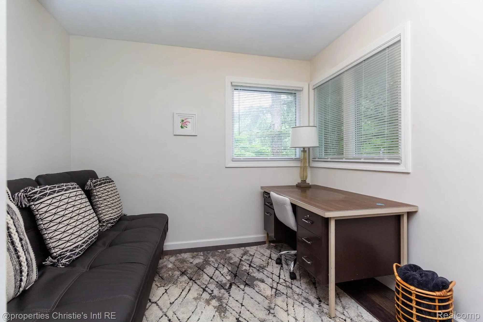 Gallery photo 11