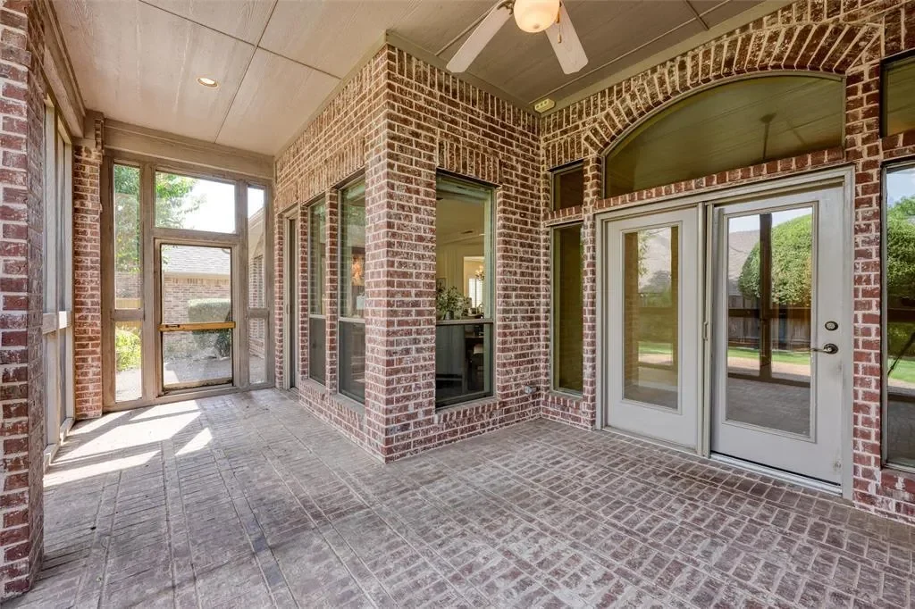 1205 Stoneoak Drive, McKinney, Texas, United States. - Photo 2