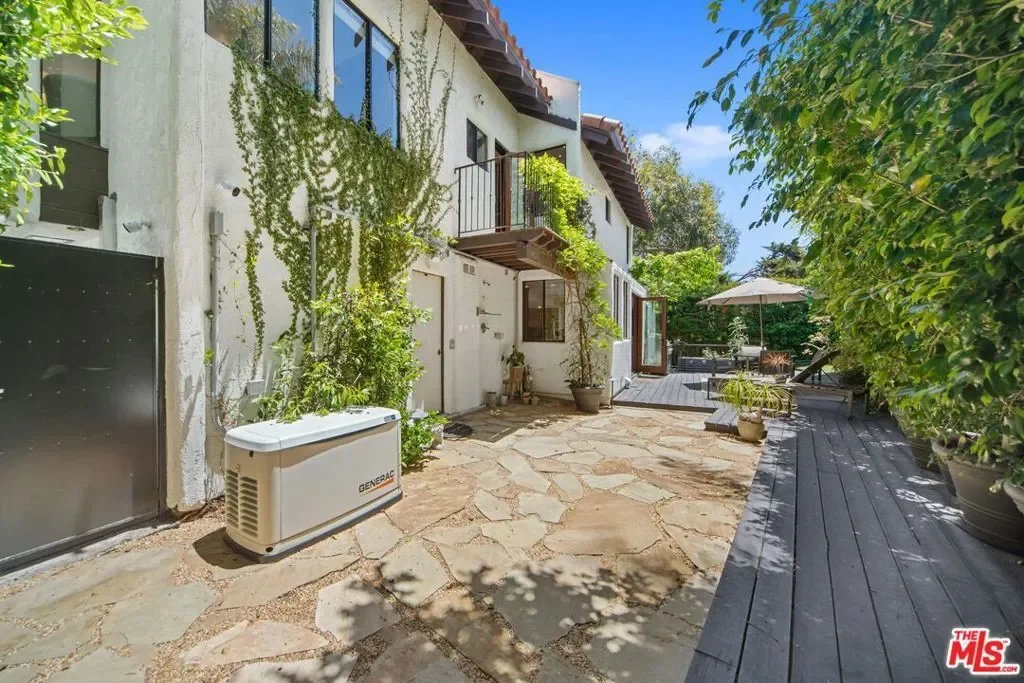 31830 Broad Beach Road, Malibu, California, United States. - Photo 6