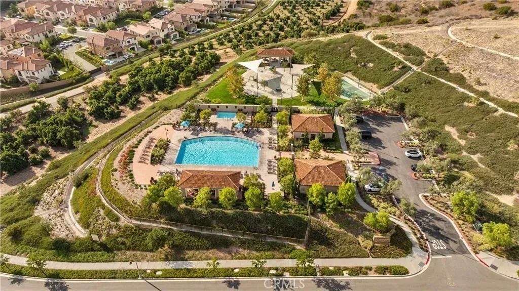 106 Albero, Irvine, California, United States. - Photo 42