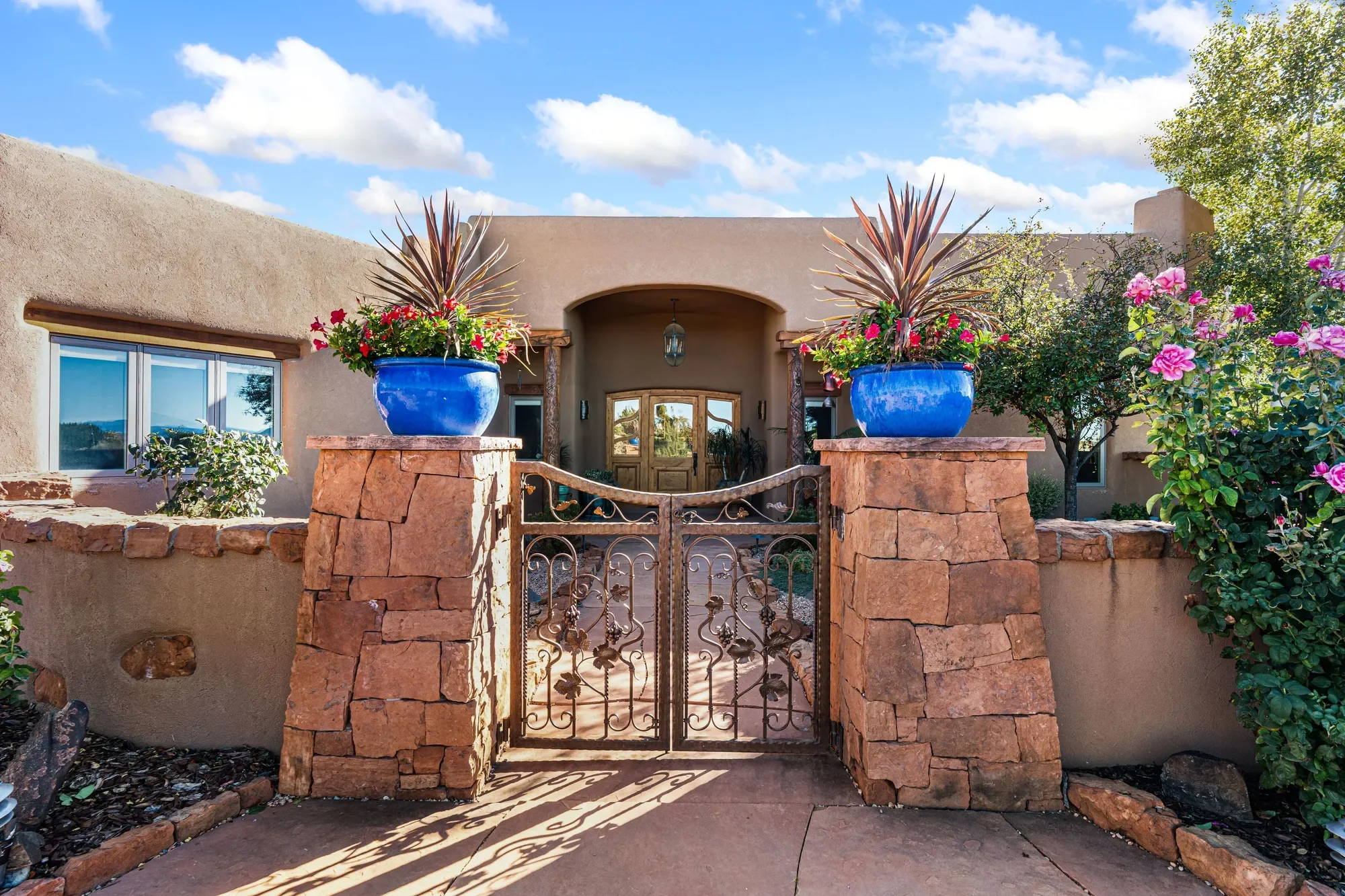 8 High Ridge Road , Santa Fe, NM 87506, Santa Fe, New Mexico, United States. - Photo 5