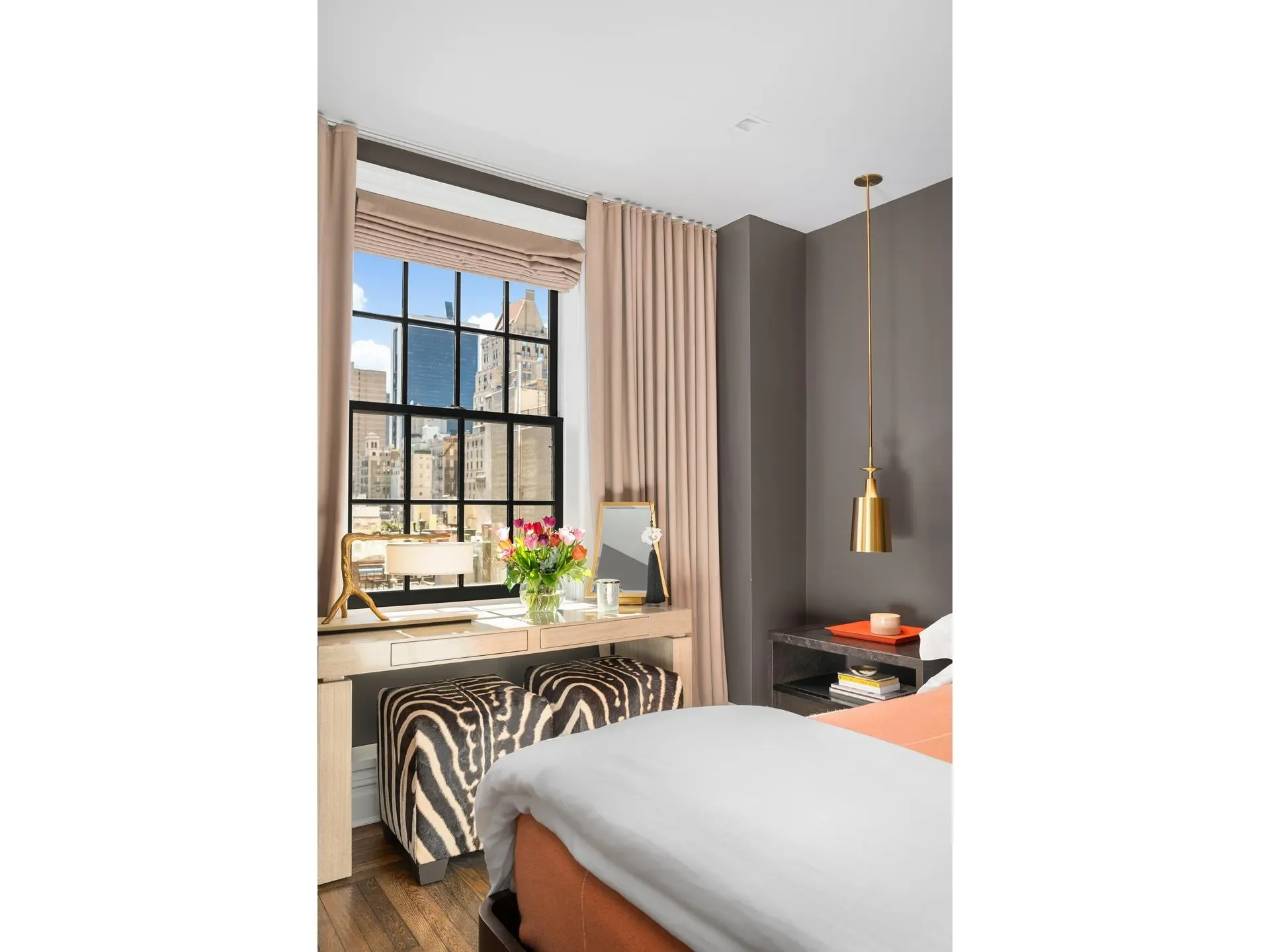 Chez 66, 21 E 66TH ST, New York, New York, United States. - Photo 12