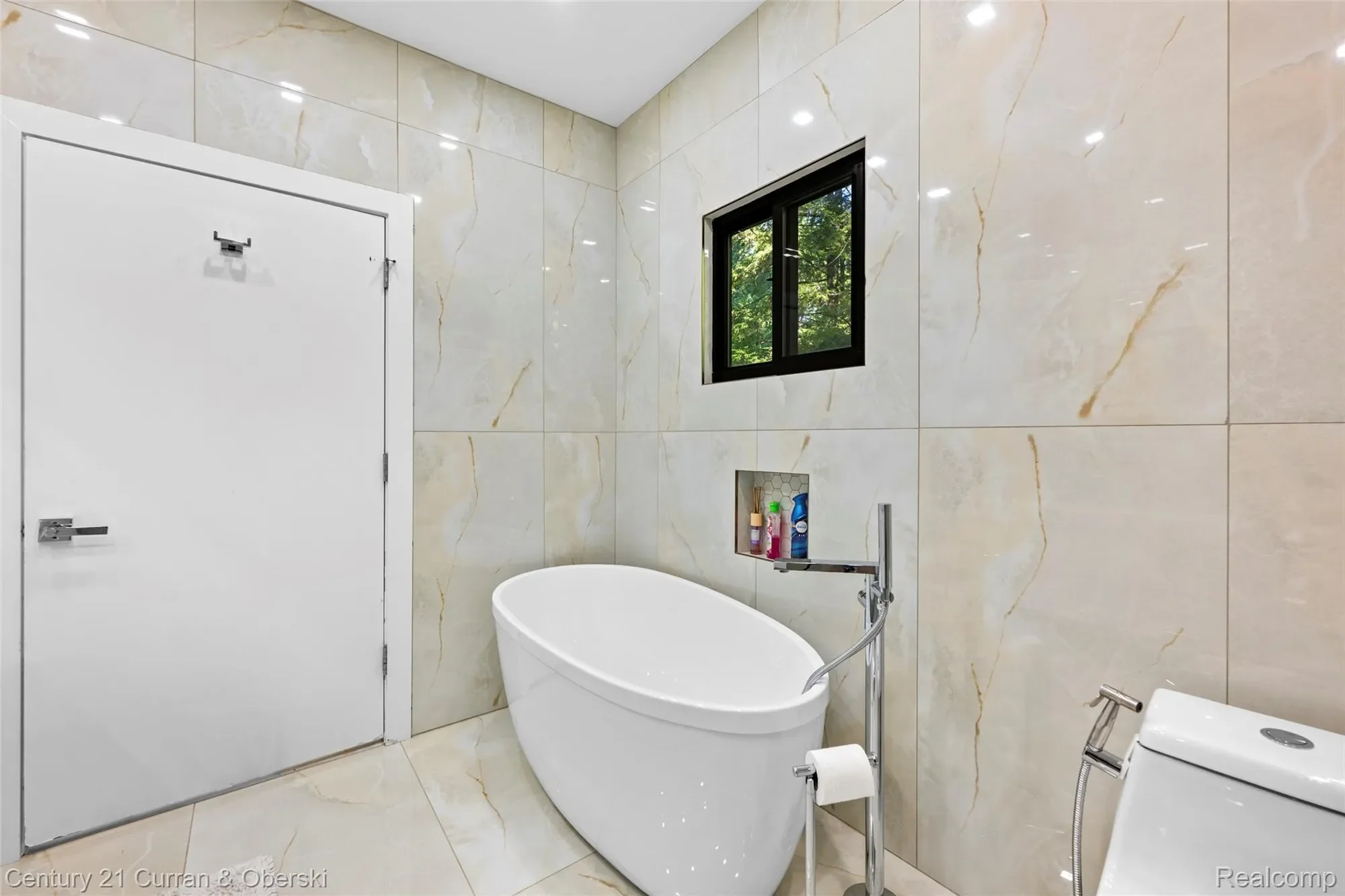 31685 Franklin Fairway Street, Farmington, MI 48334, Farmington Hills, Michigan, United States. - Photo 28