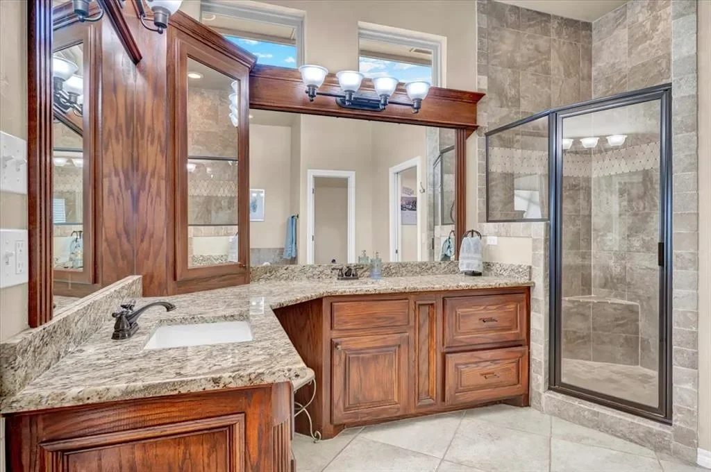 1582 High Ridge Drive, Blanchard, OK 73010, Blanchard, Oklahoma, United States. - Photo 12
