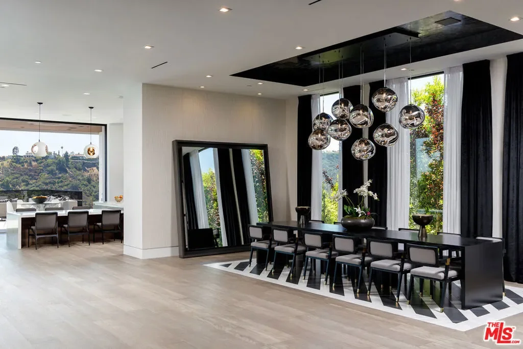 1475 Bel Air Road, Los Angeles, California, United States. - Photo 22