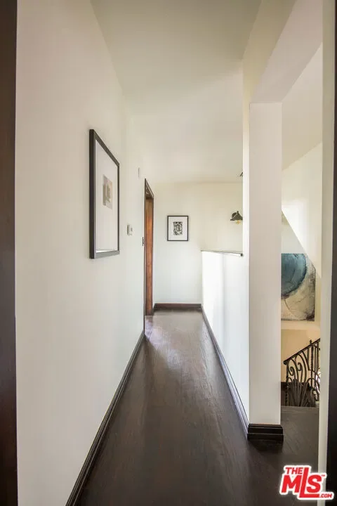 2125 Kew Drive, Los Angeles, California, United States. - Photo 16