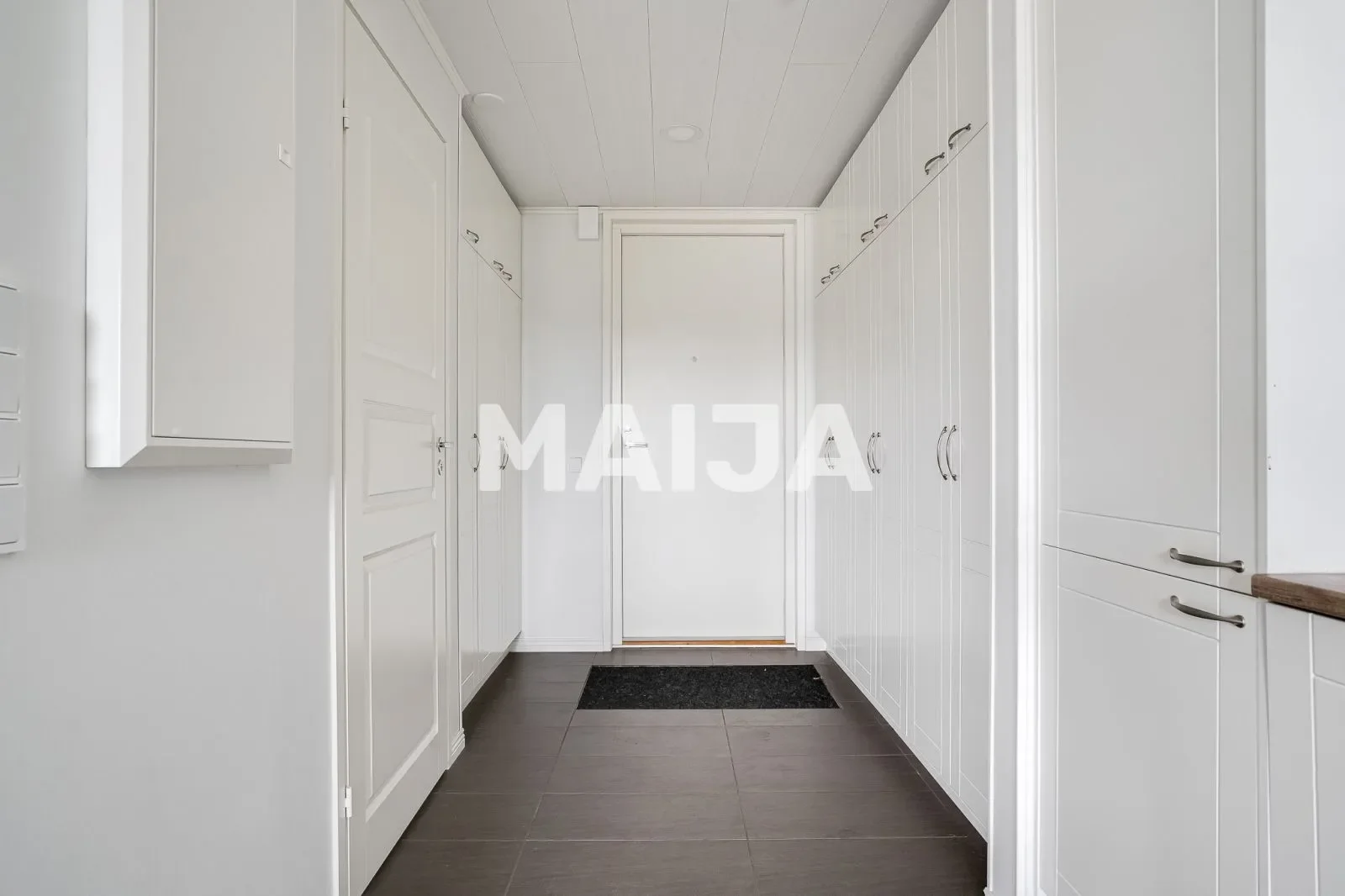 Gallery photo 9