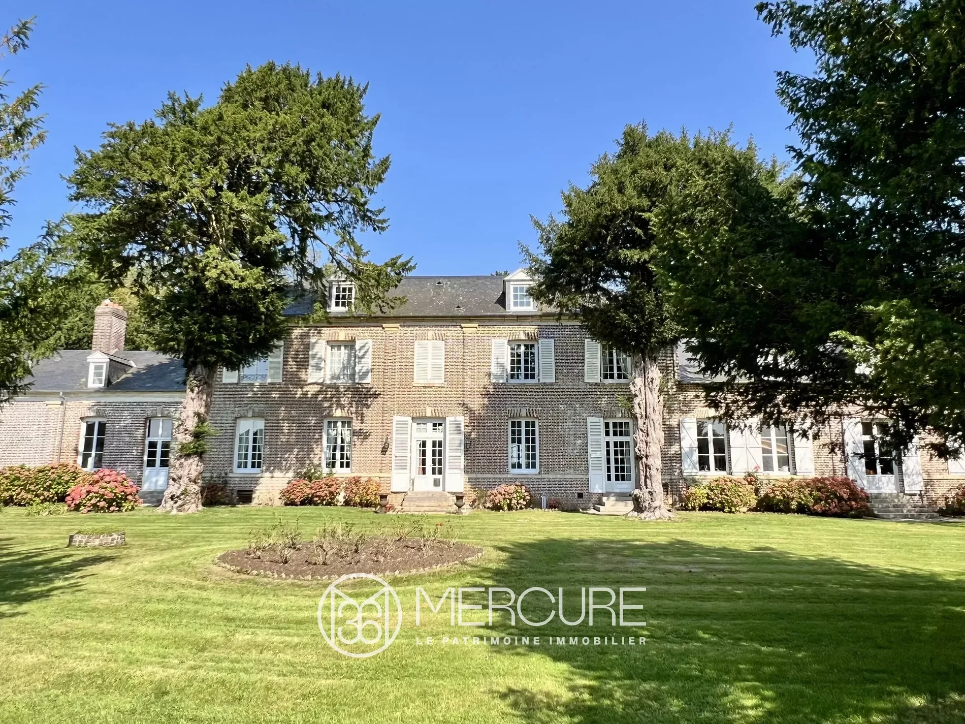 Ault, Hauts-de-France, France. - Photo 4
