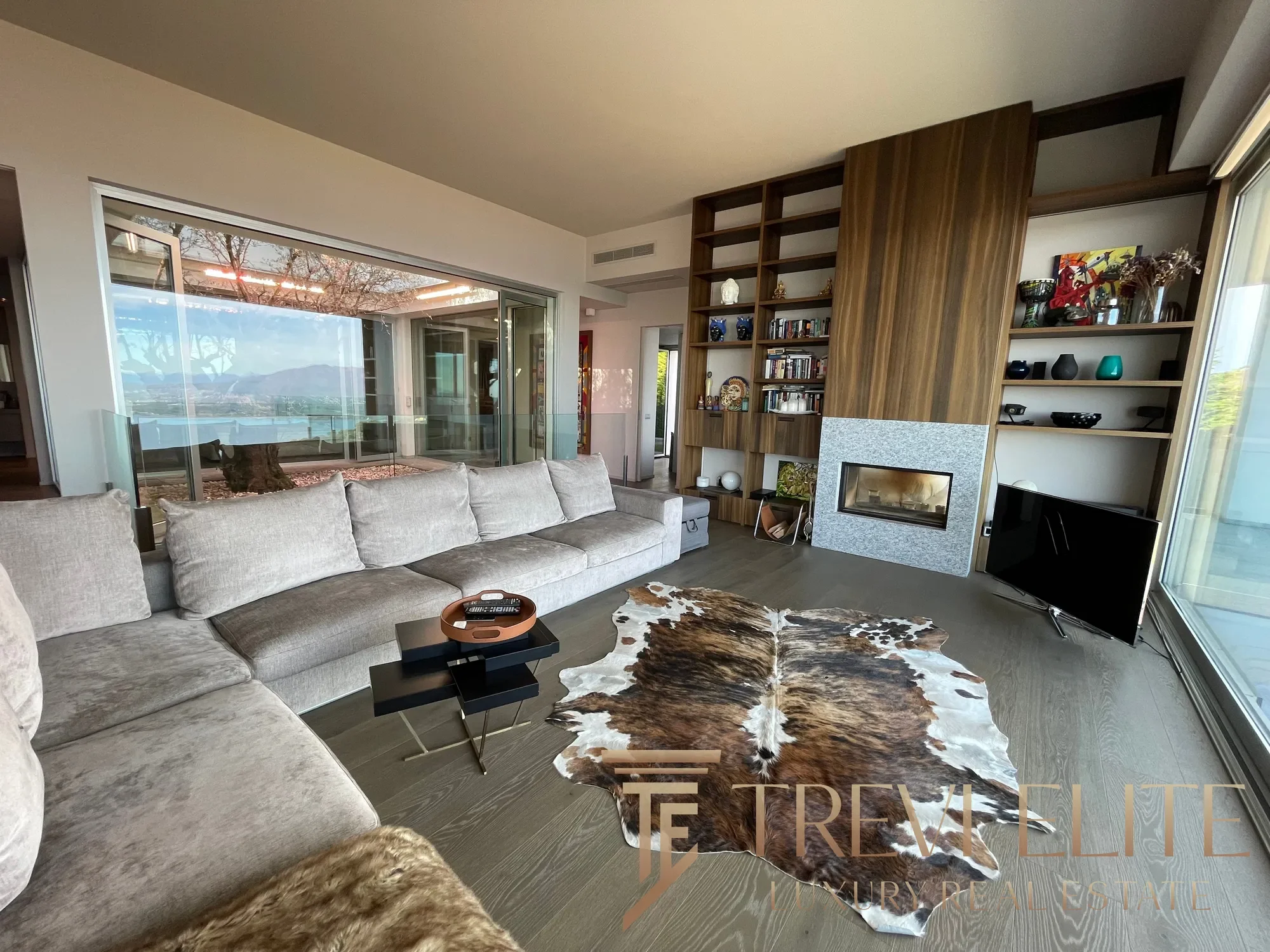 Gallery photo 9
