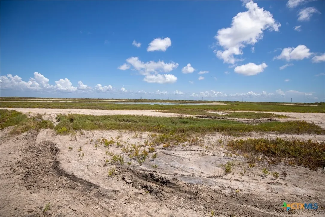 602-698 Cape Velero Drive, Rockport, TX 78382, Rockport, Texas, United States. - Photo 11