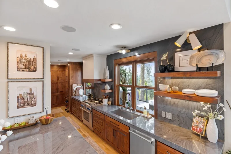 3631 E Sky Harbor Dr, Coeur d'Alene, ID 83814, Coeur d'Alene, Idaho, United States. - Photo 55