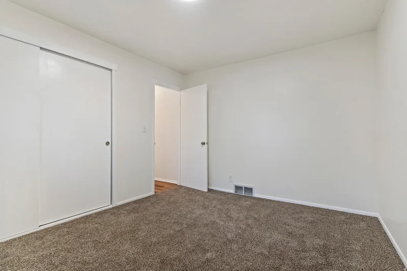 291 E Garden Ave, South Salt Lake, UT 84115, Salt Lake City, Utah, United States. - Photo 7