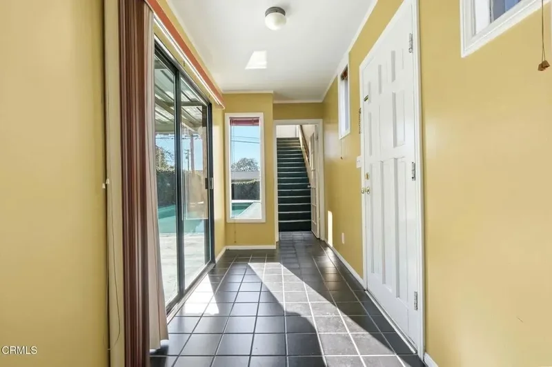 672 W Mendocino Street, Altadena, California, United States. - Photo 29