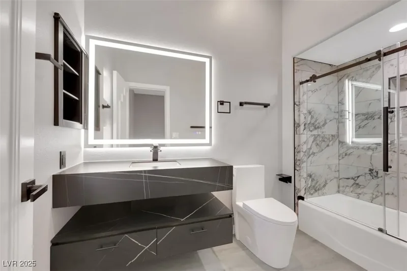 3860 Hildebrand Lane, Las Vegas, Nevada, United States. - Photo 25