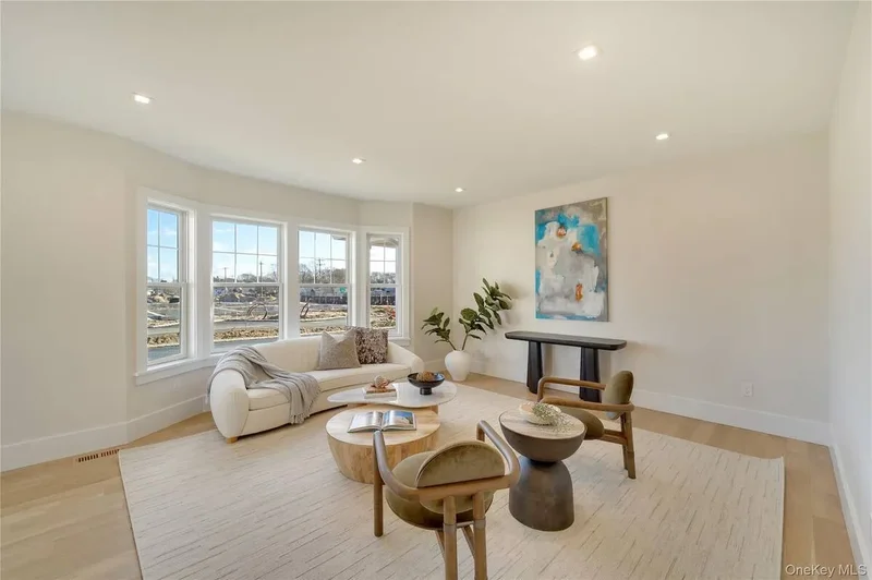 12 Depot, #101 (Pearl Way), Westhampton Beach, New York, United States. - Photo 9