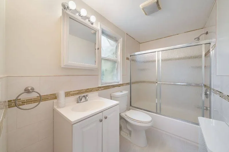 226-10 147th Avenue, New York, New York, United States. - Photo 21