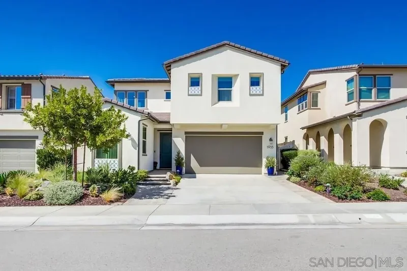 Single Family Residence in Escondido