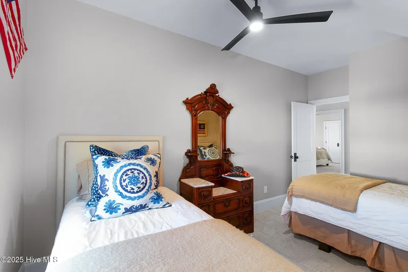 112 Windjammer S, Emerald Isle, NC 28594, Emerald Isle, North Carolina, United States. - Photo 15