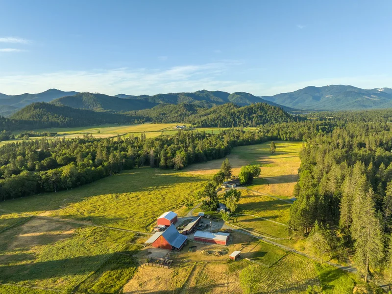 Rare Ranch in the Applegate Valley