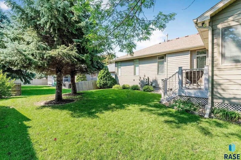 7517 W 15th St, Sioux Falls, SD 57106, Sioux Falls, South Dakota, United States. - Photo 4
