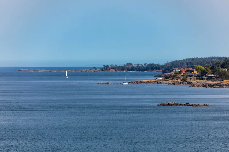 4351 Gordon Head Road, Saanich, BC V8X 5J2, Saanich, British Columbia, Canada. - Photo 10